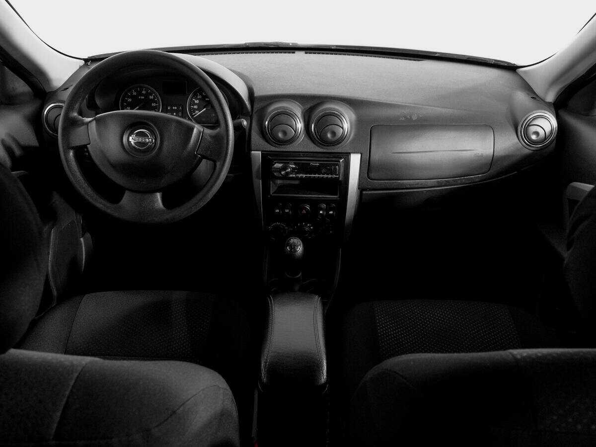 Купить Nissan Almera с пробегом. Фото: #11