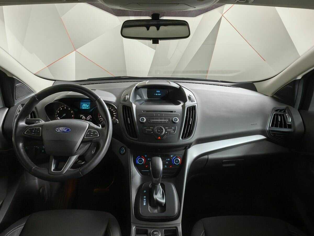 Купить Ford Kuga с пробегом. Фото: #9