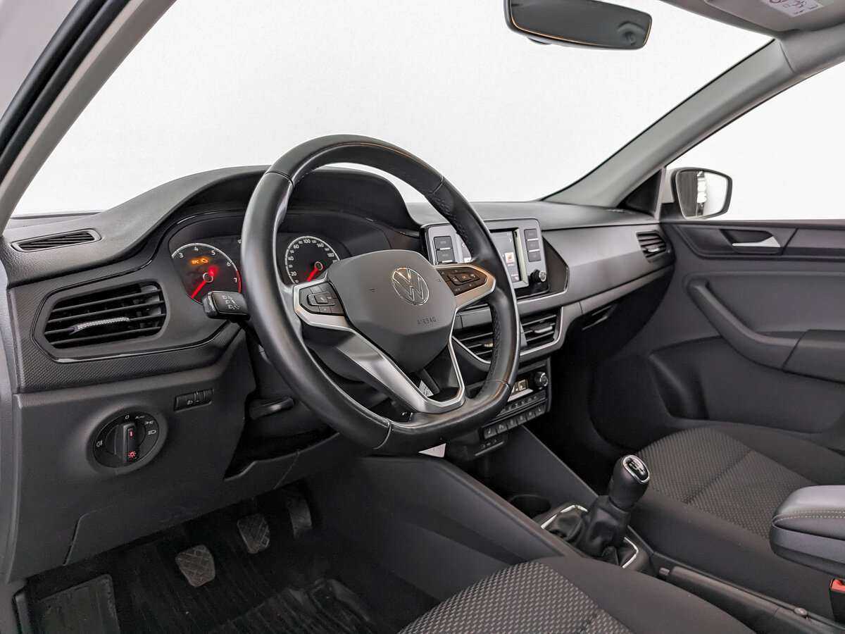 Купить Volkswagen Polo с пробегом. Фото: #14
