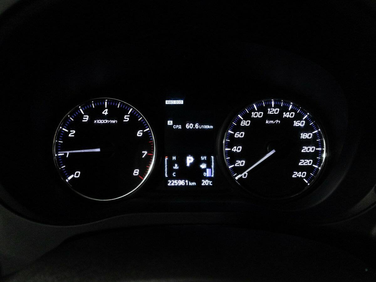 Купить Mitsubishi Outlander с пробегом. Фото: #11