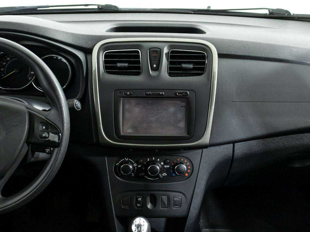 Купить Renault Sandero с пробегом. Фото: #13