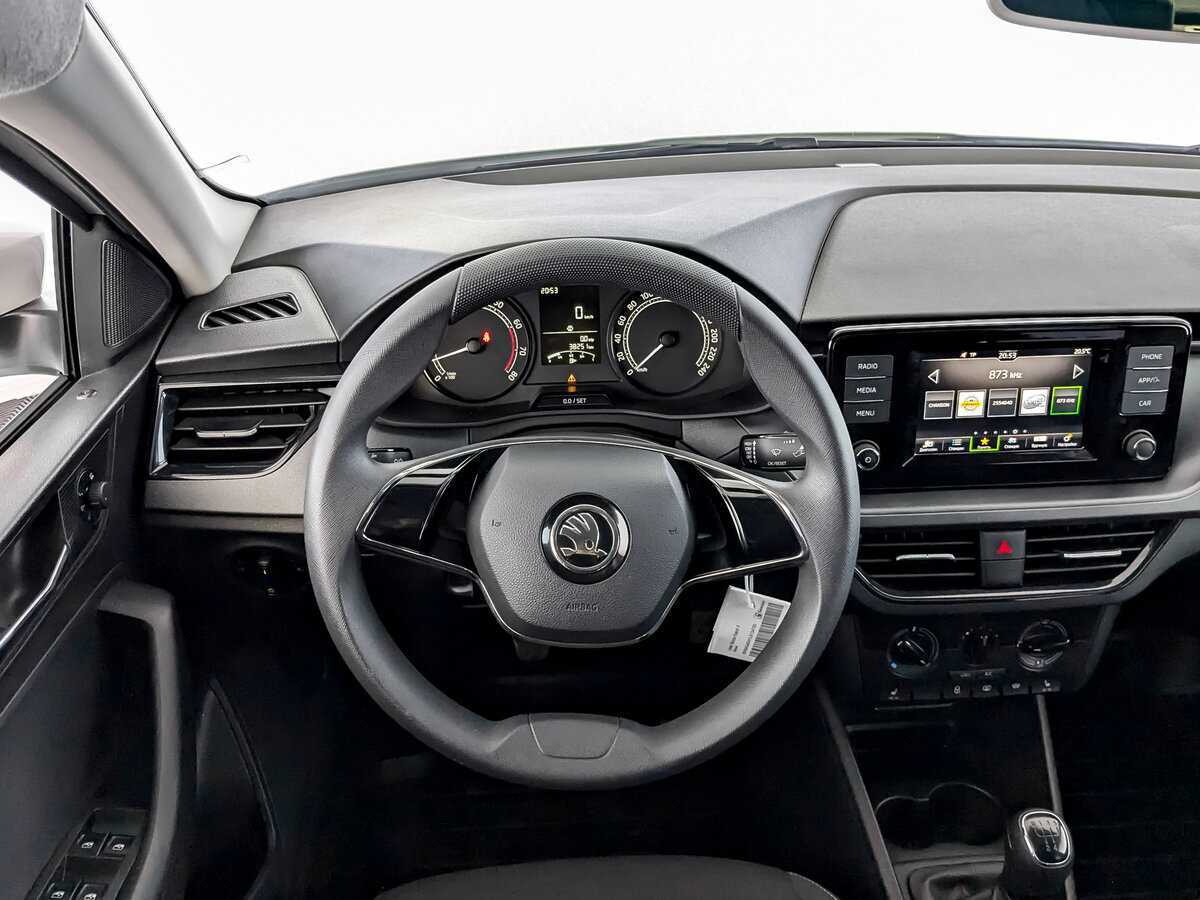 Купить Skoda Rapid с пробегом. Фото: #20