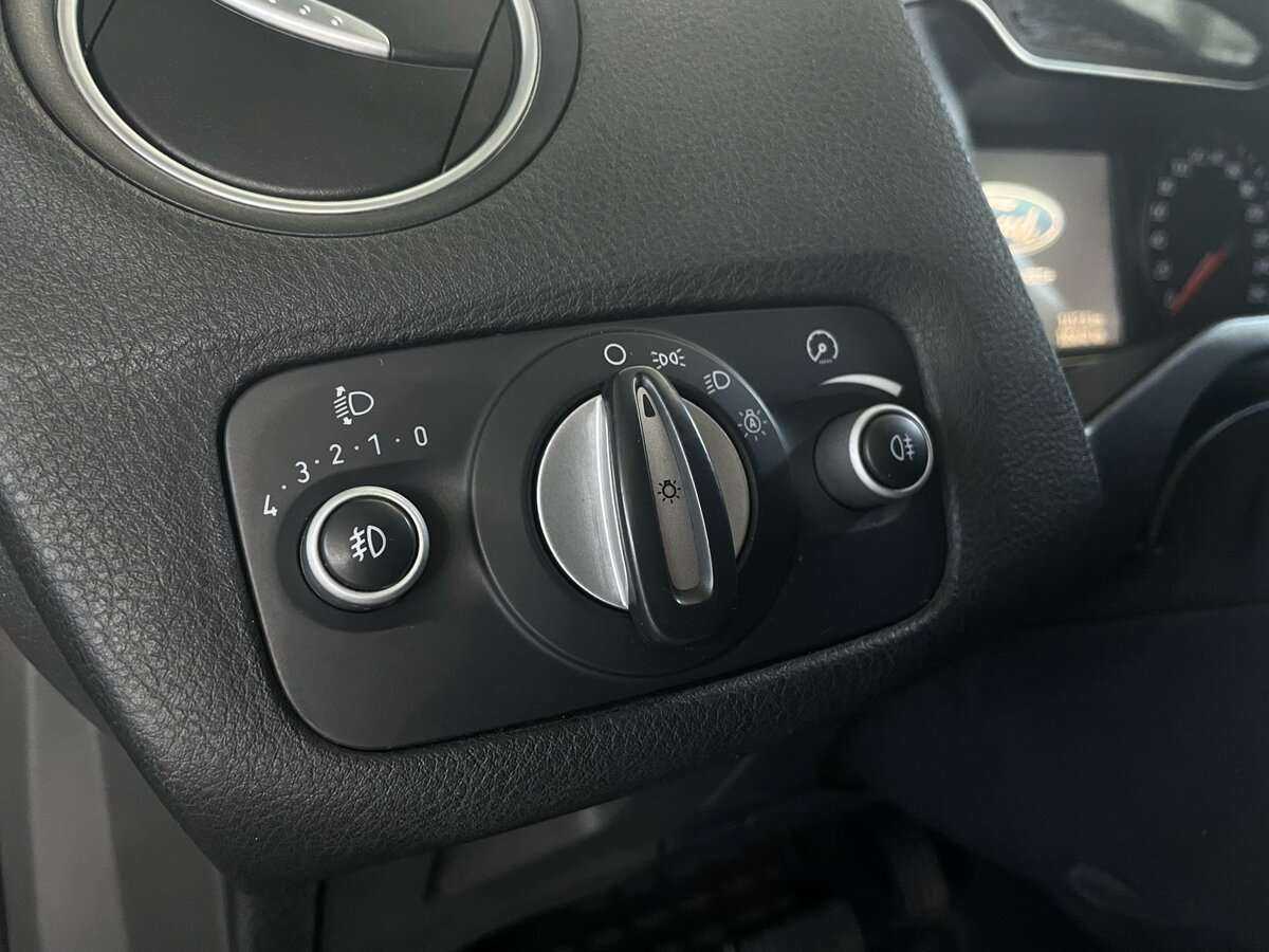 Купить Ford Mondeo с пробегом. Фото: #13