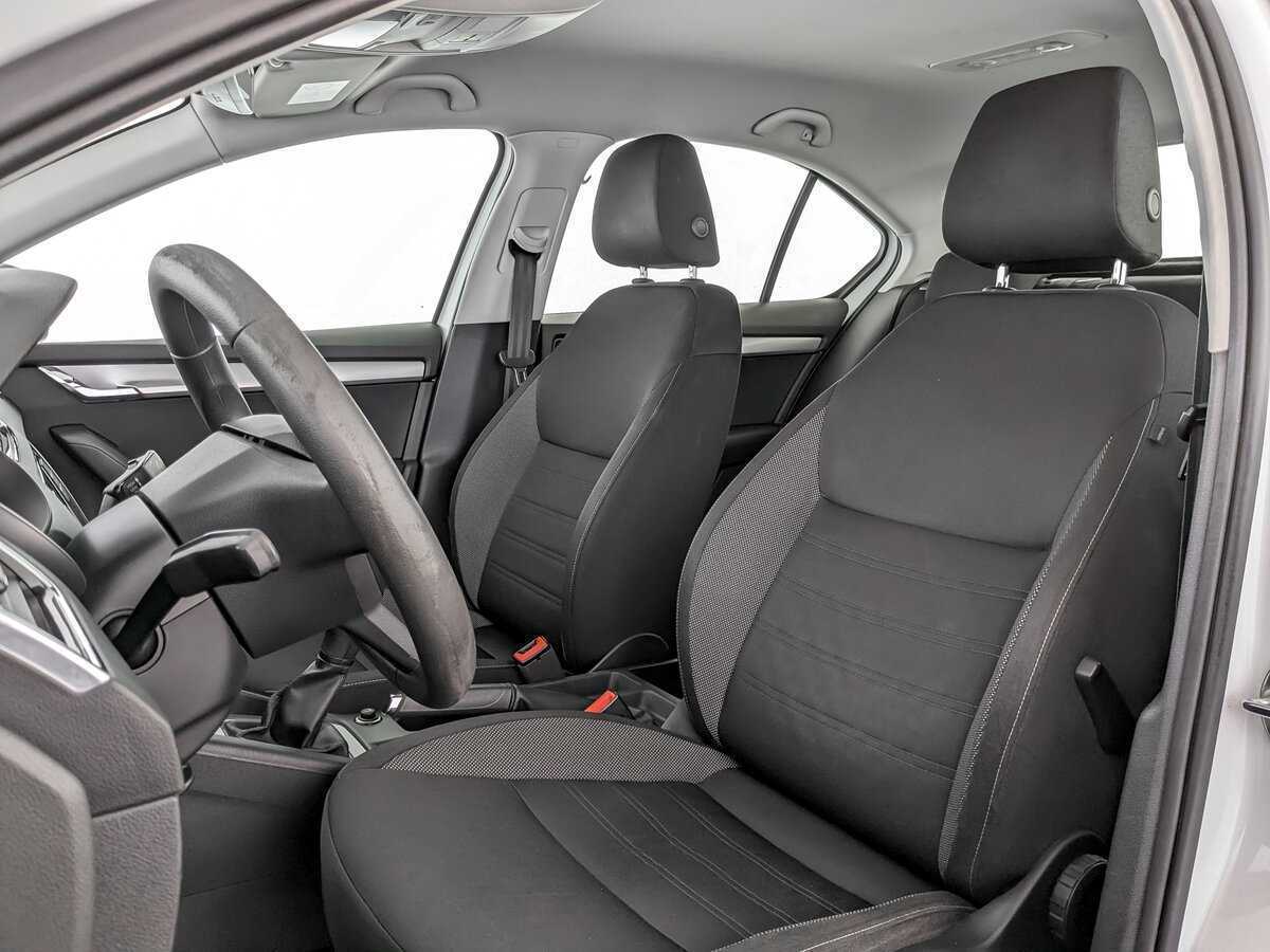 Купить Skoda Octavia с пробегом. Фото: #15