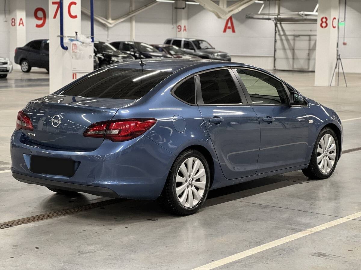 Купить Opel Astra с пробегом. Фото: #4