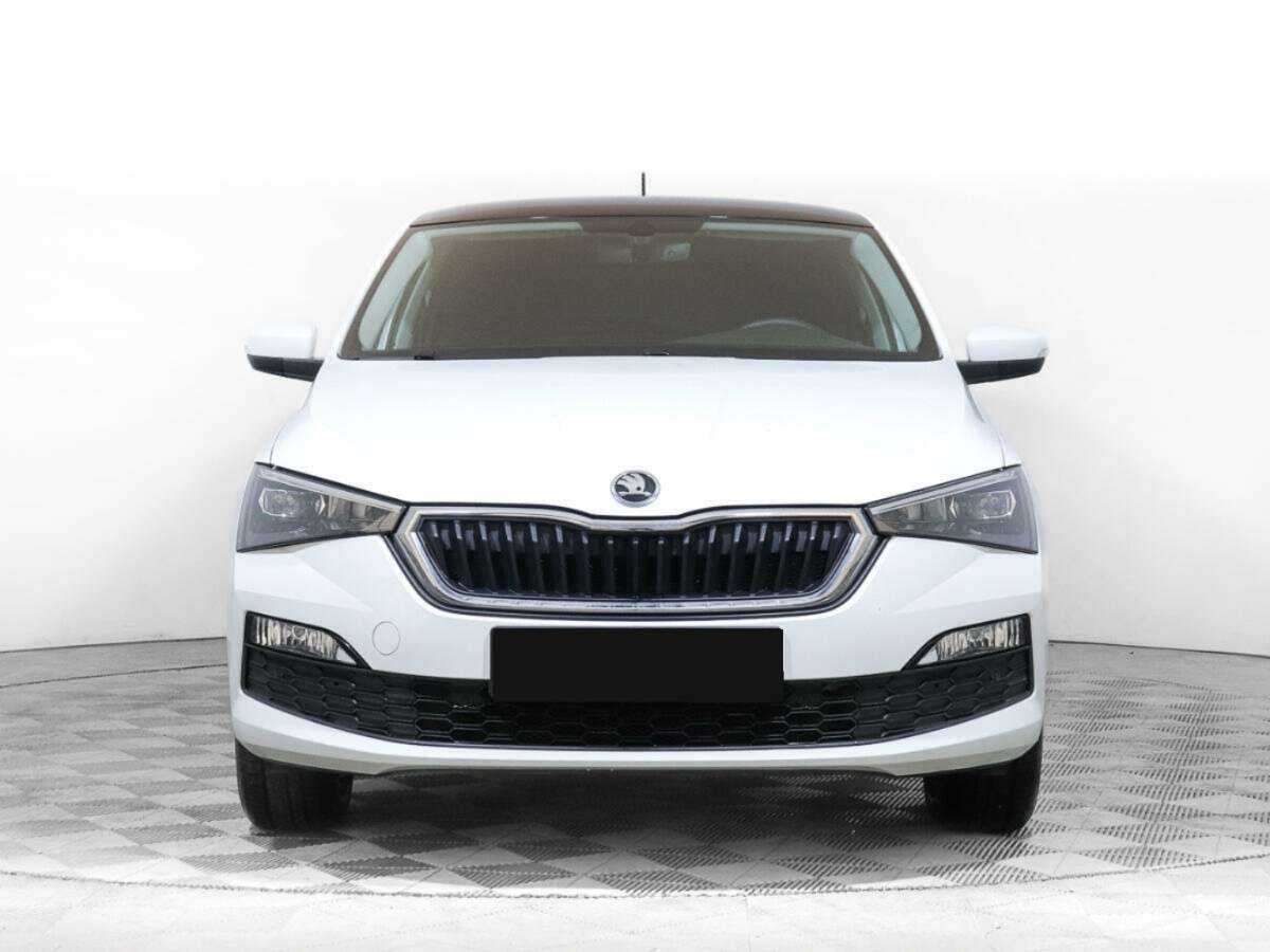 Купить Skoda Rapid с пробегом. Фото: #1