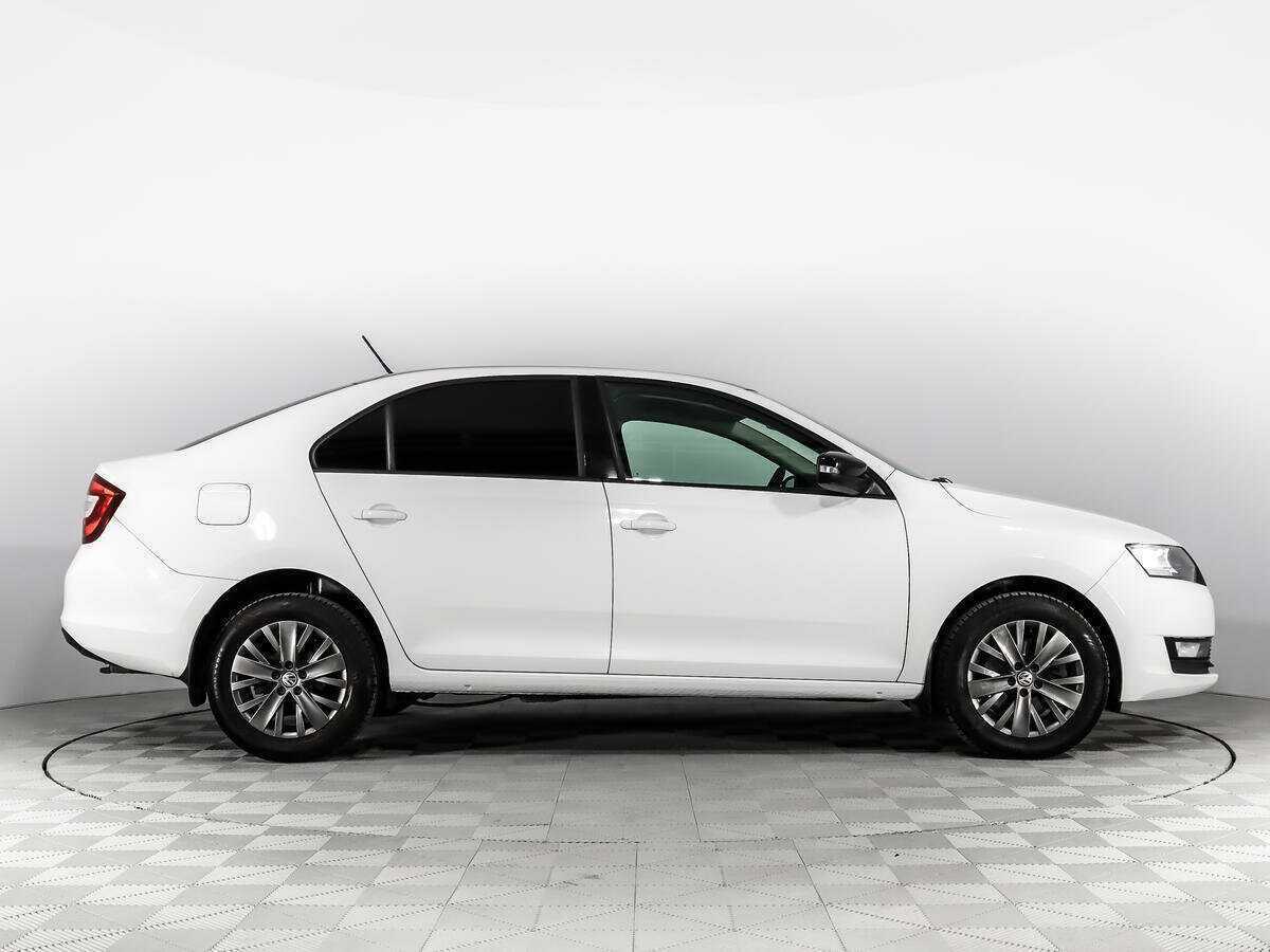 Купить Skoda Rapid с пробегом. Фото: #3