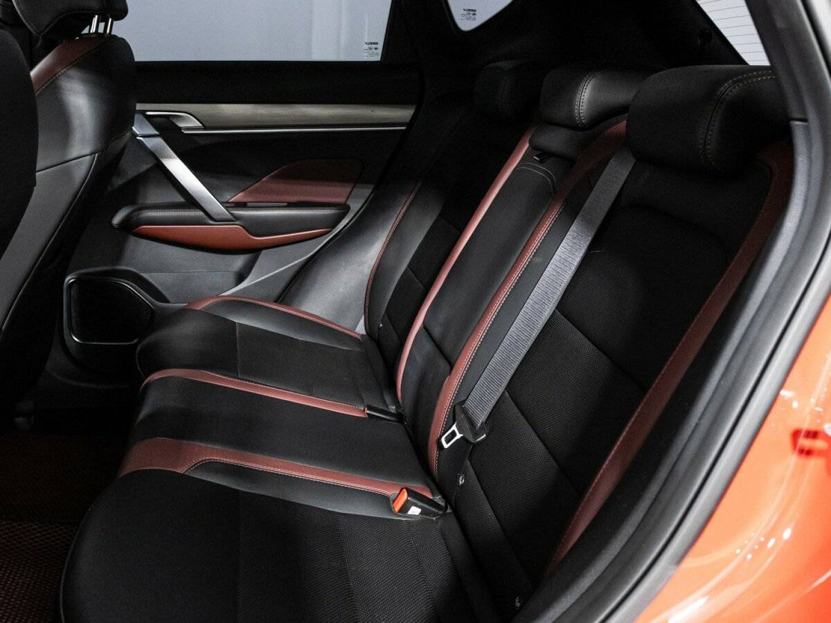 Купить Geely Coolray с пробегом. Фото: #9