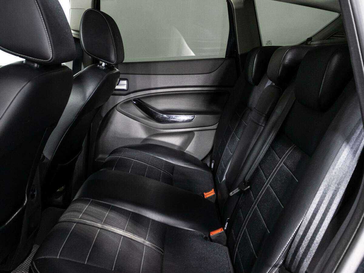 Купить Ford Kuga с пробегом. Фото: #9