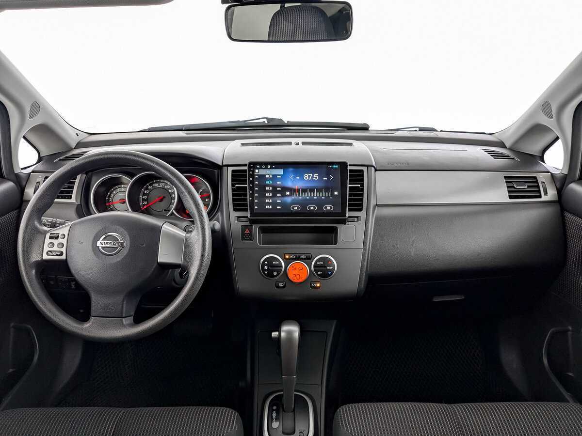 Купить Nissan Tiida с пробегом. Фото: #11