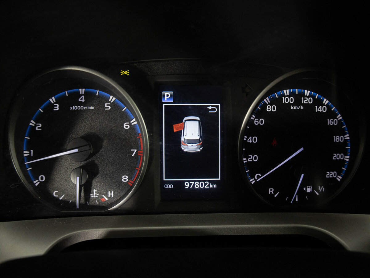 Купить Toyota RAV4 с пробегом. Фото: #10