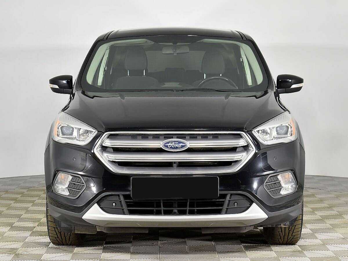 Купить Ford Kuga с пробегом. Фото: #2