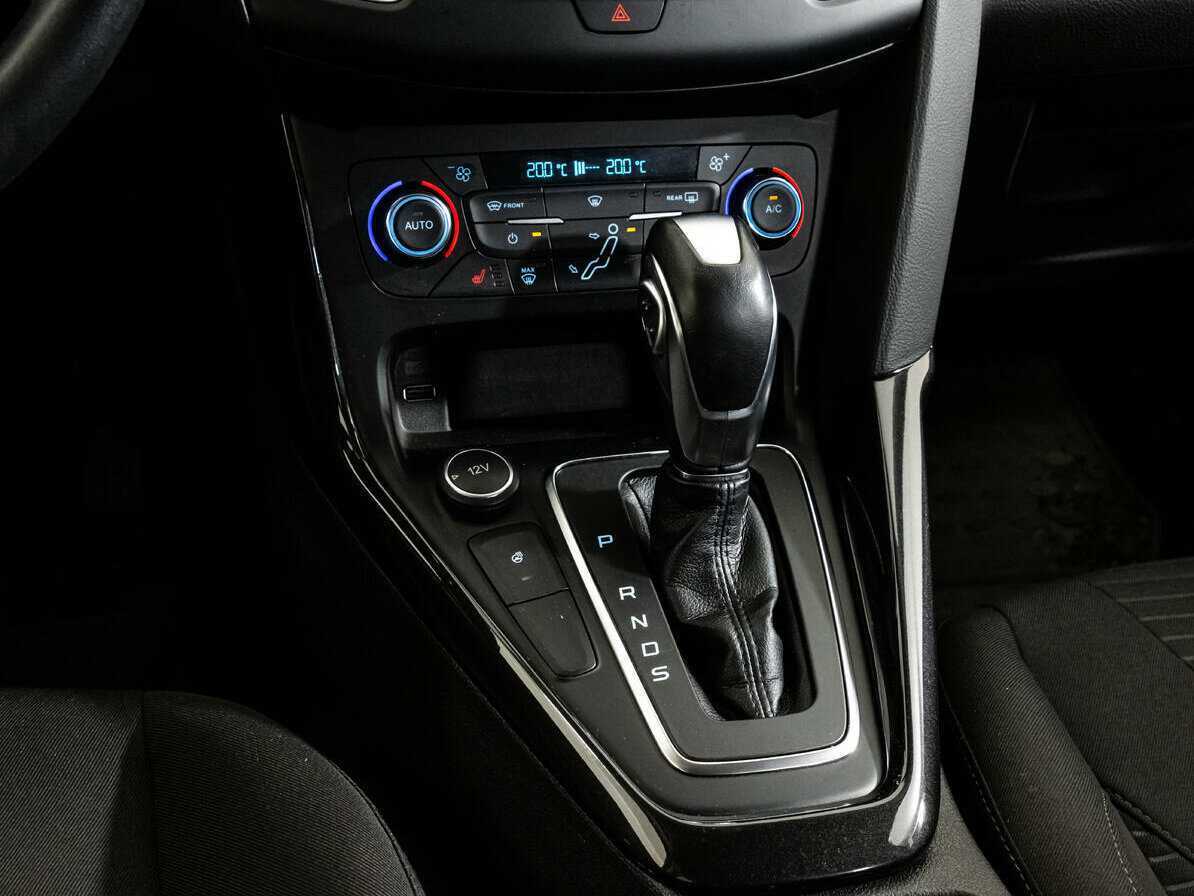 Купить Ford Focus с пробегом. Фото: #14