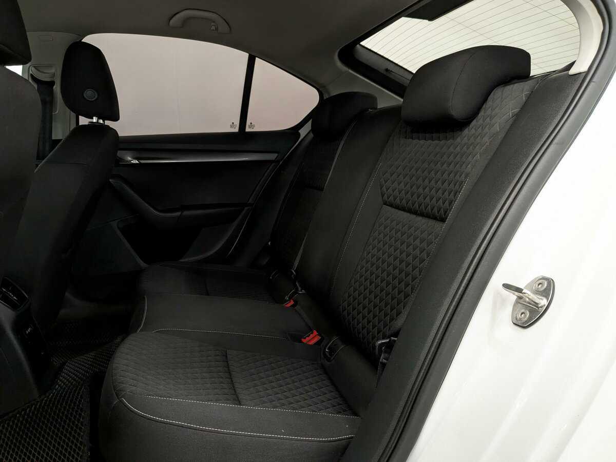 Купить Skoda Octavia с пробегом. Фото: #11