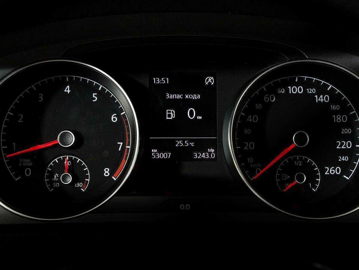 Купить Volkswagen Golf с пробегом. Фото: #11