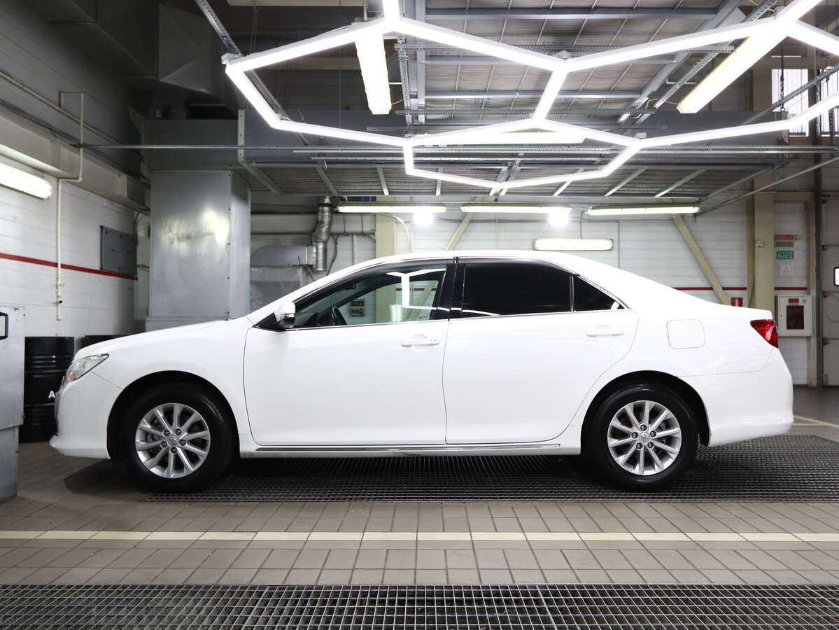 Купить Toyota Camry с пробегом. Фото: #6