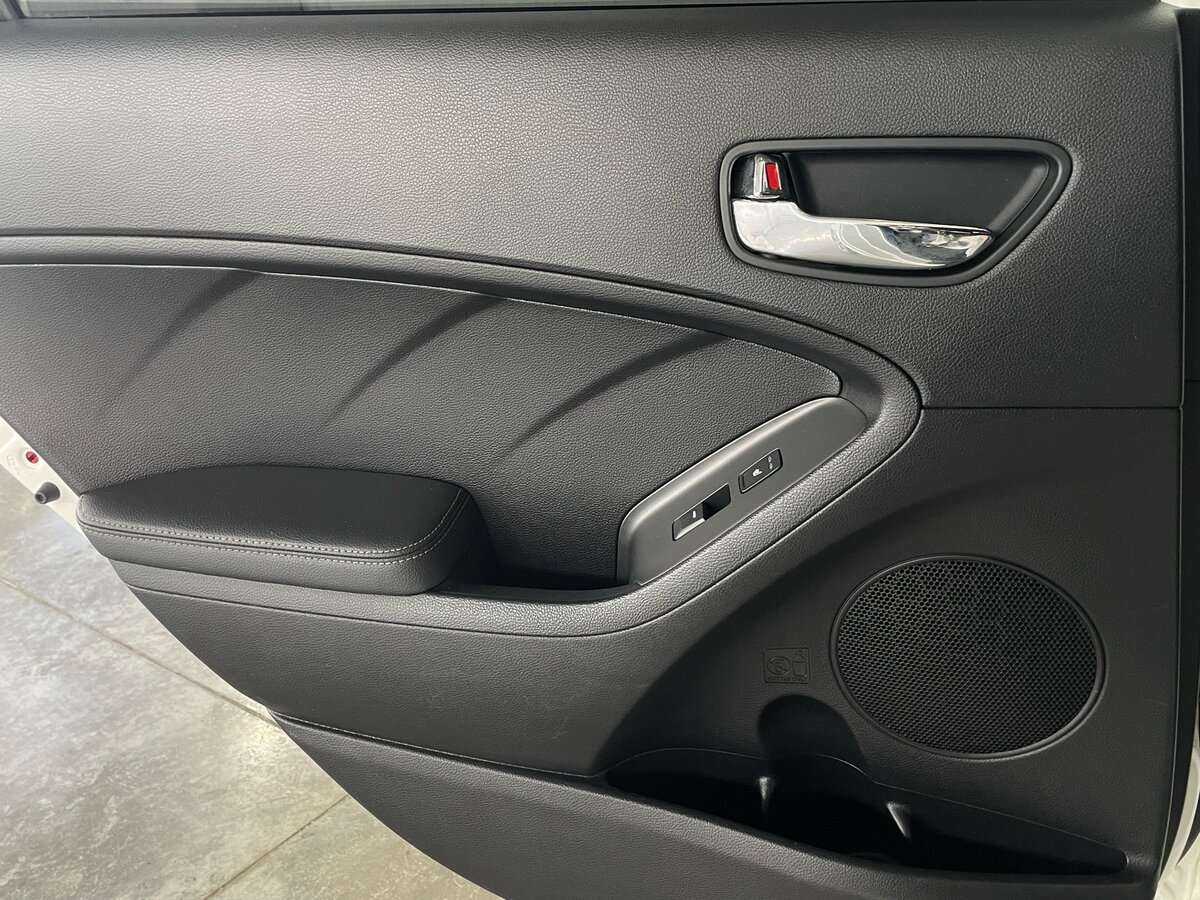 Купить Kia Cerato с пробегом. Фото: #22