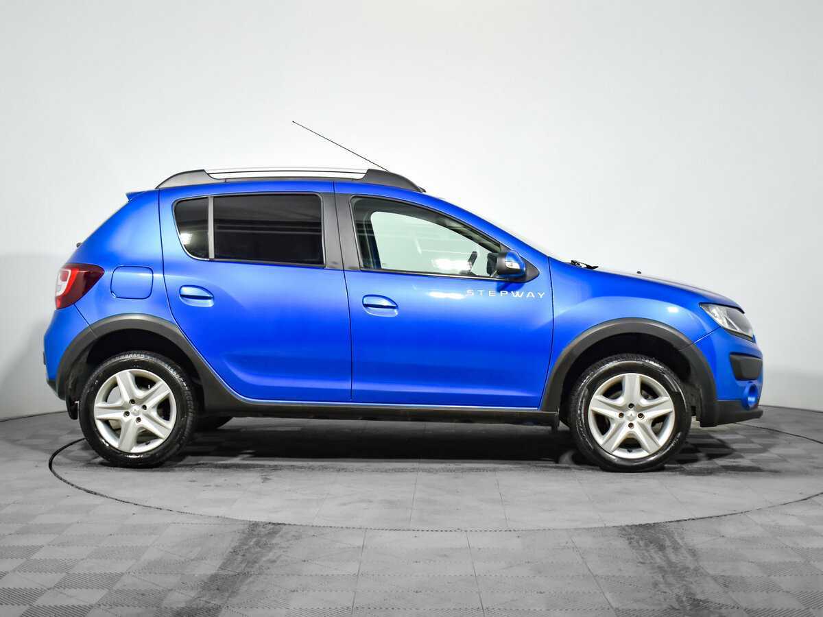 Купить Renault Sandero с пробегом. Фото: #3