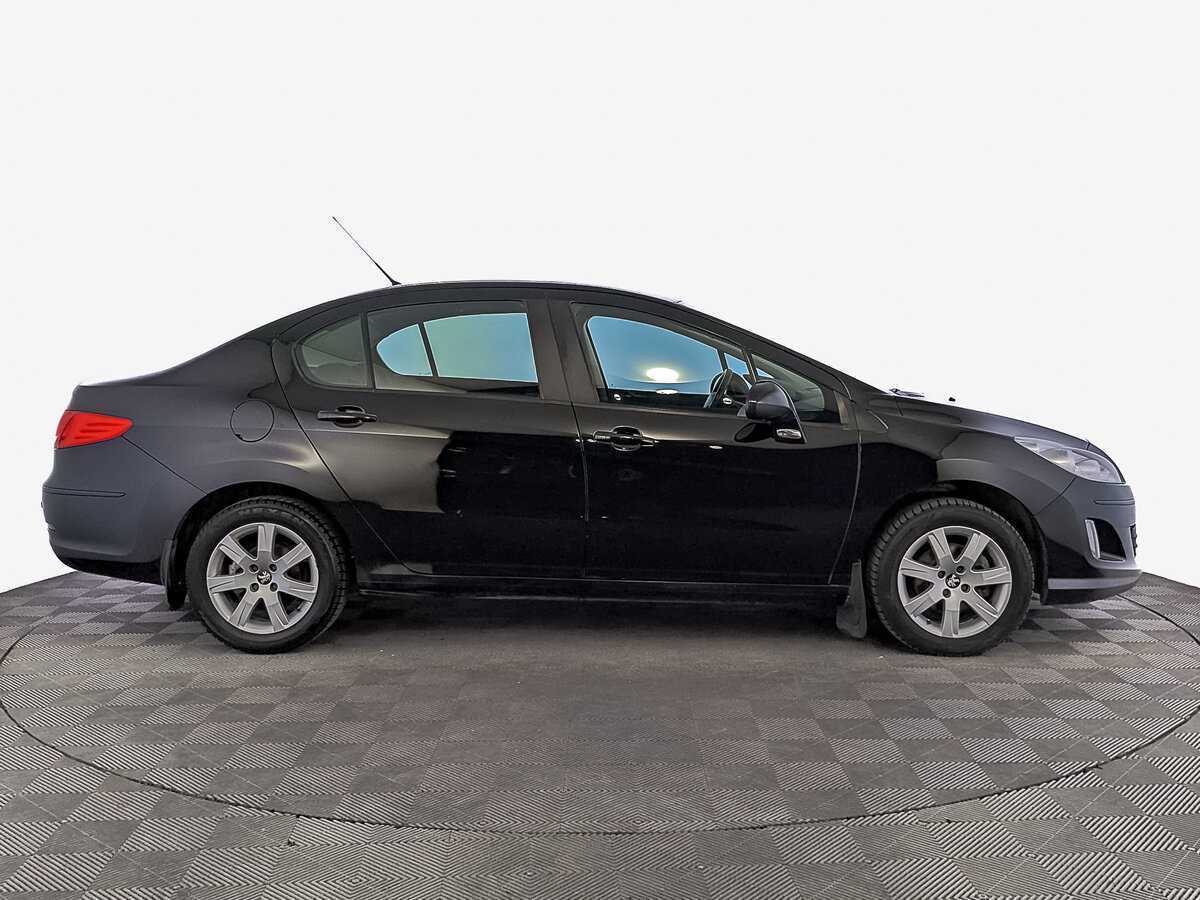 Купить Peugeot 408 с пробегом. Фото: #3