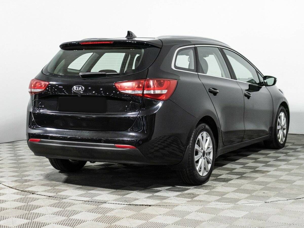 Купить Kia Ceed с пробегом. Фото: #4