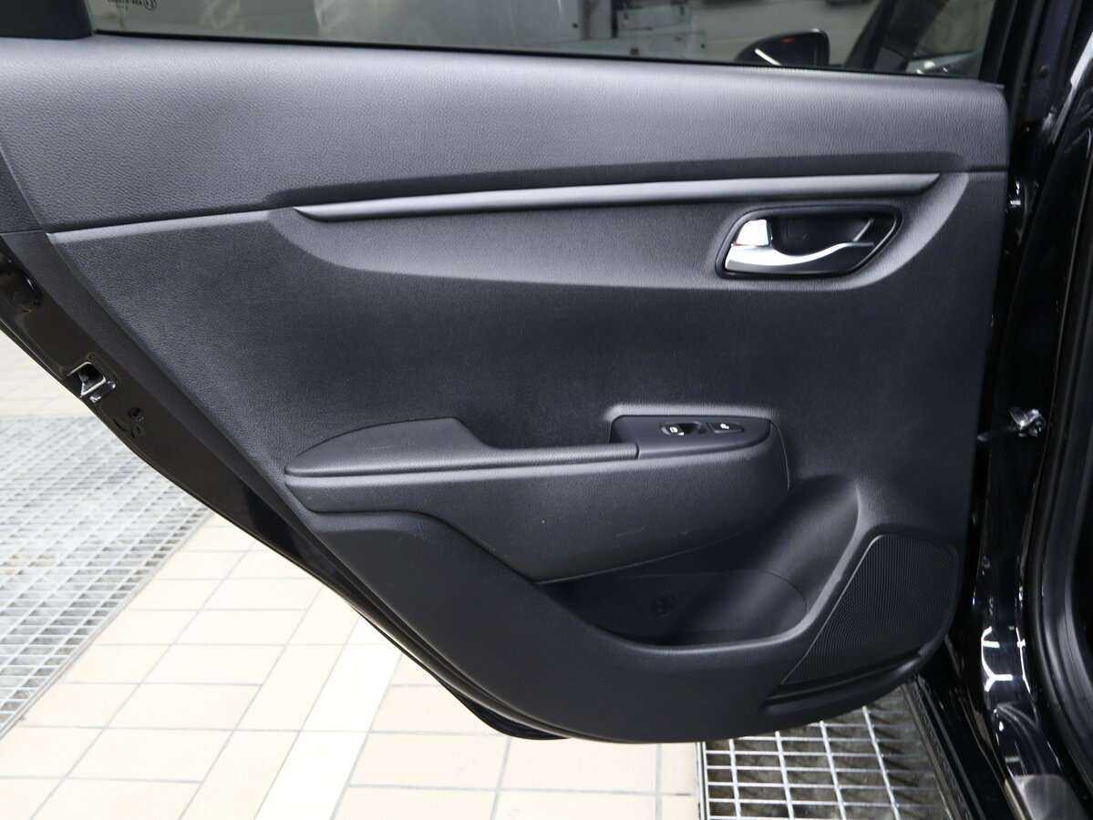 Купить Kia Rio с пробегом. Фото: #7