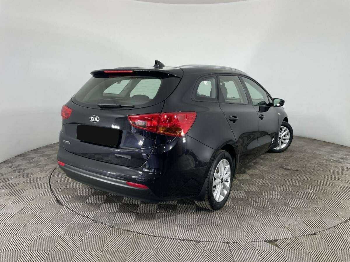 Купить Kia Ceed с пробегом. Фото: #3