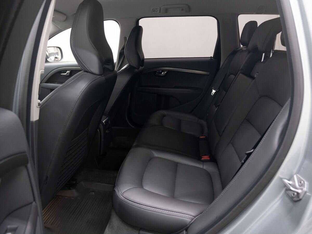 Купить Volvo XC70 с пробегом. Фото: #5