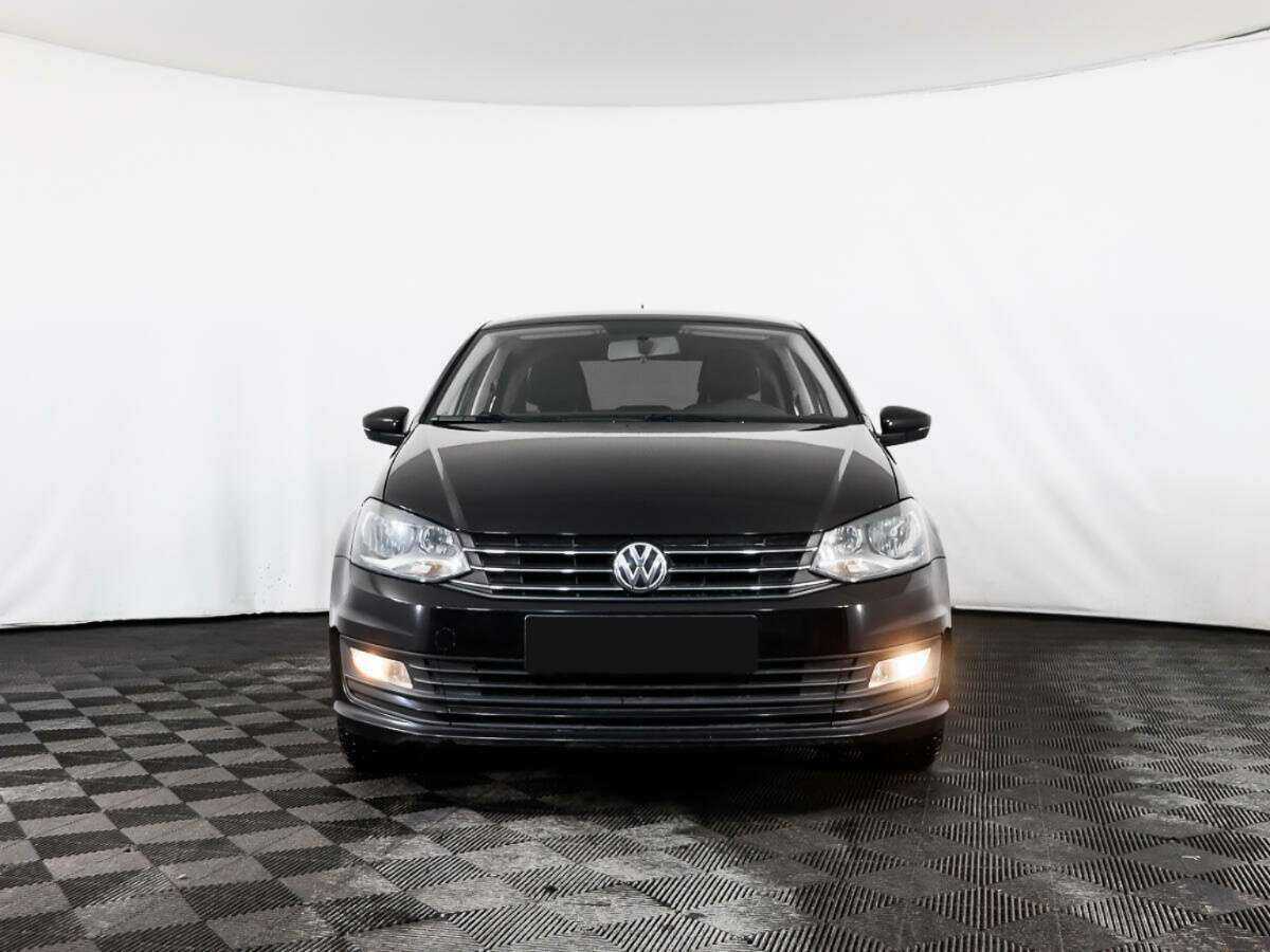 Купить Volkswagen Polo с пробегом. Фото: #1