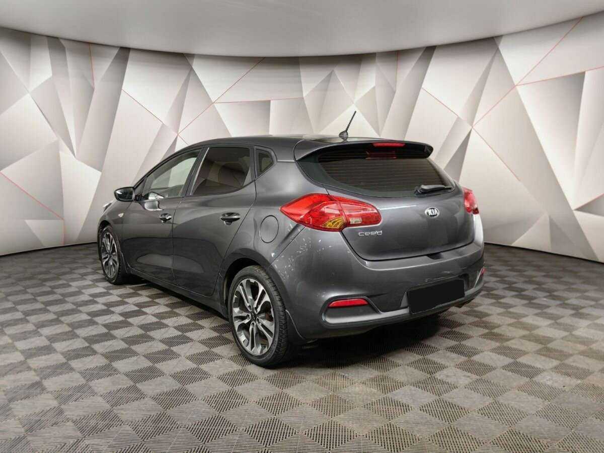 Купить Kia Ceed с пробегом. Фото: #3