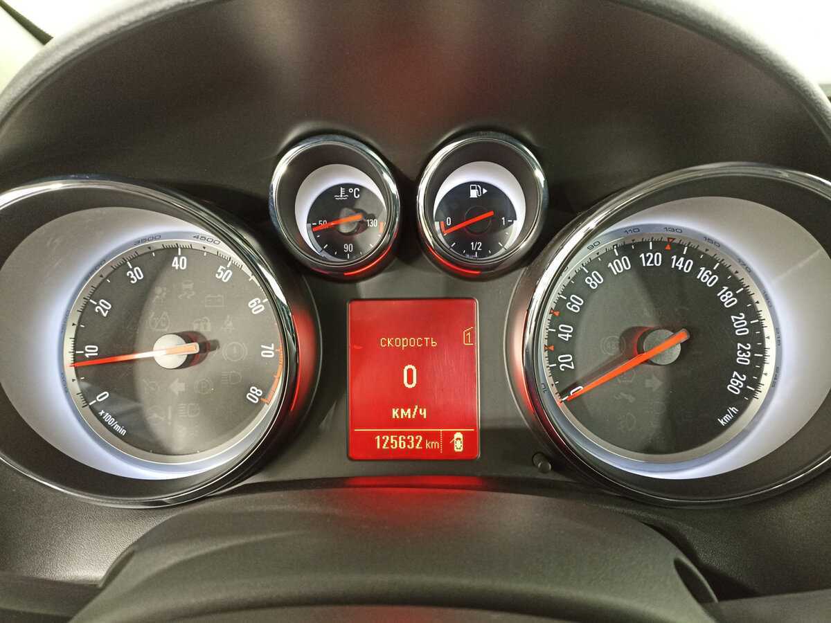 Купить Opel Astra с пробегом. Фото: #10