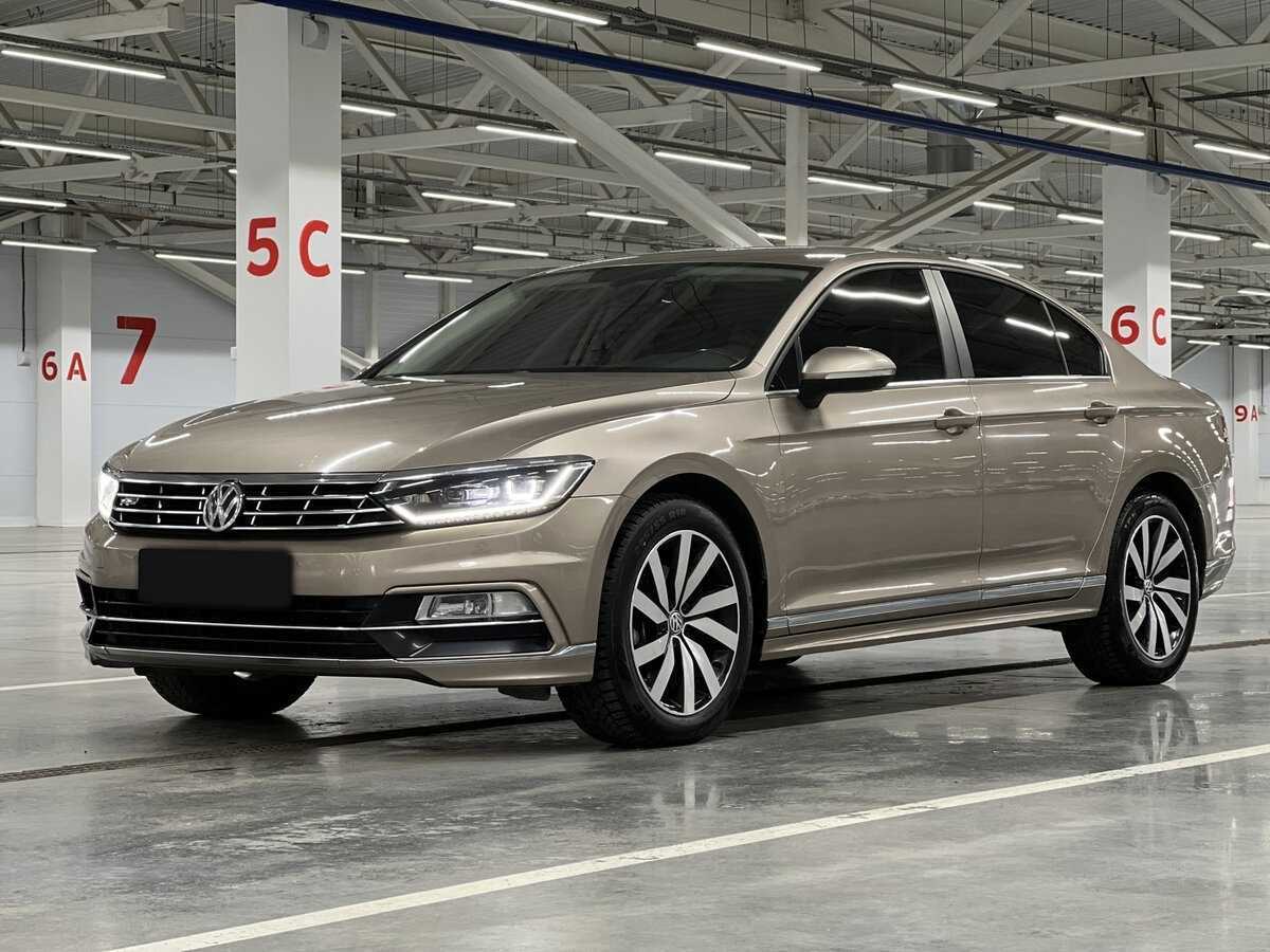 Купить Volkswagen Passat с пробегом. Фото: #0