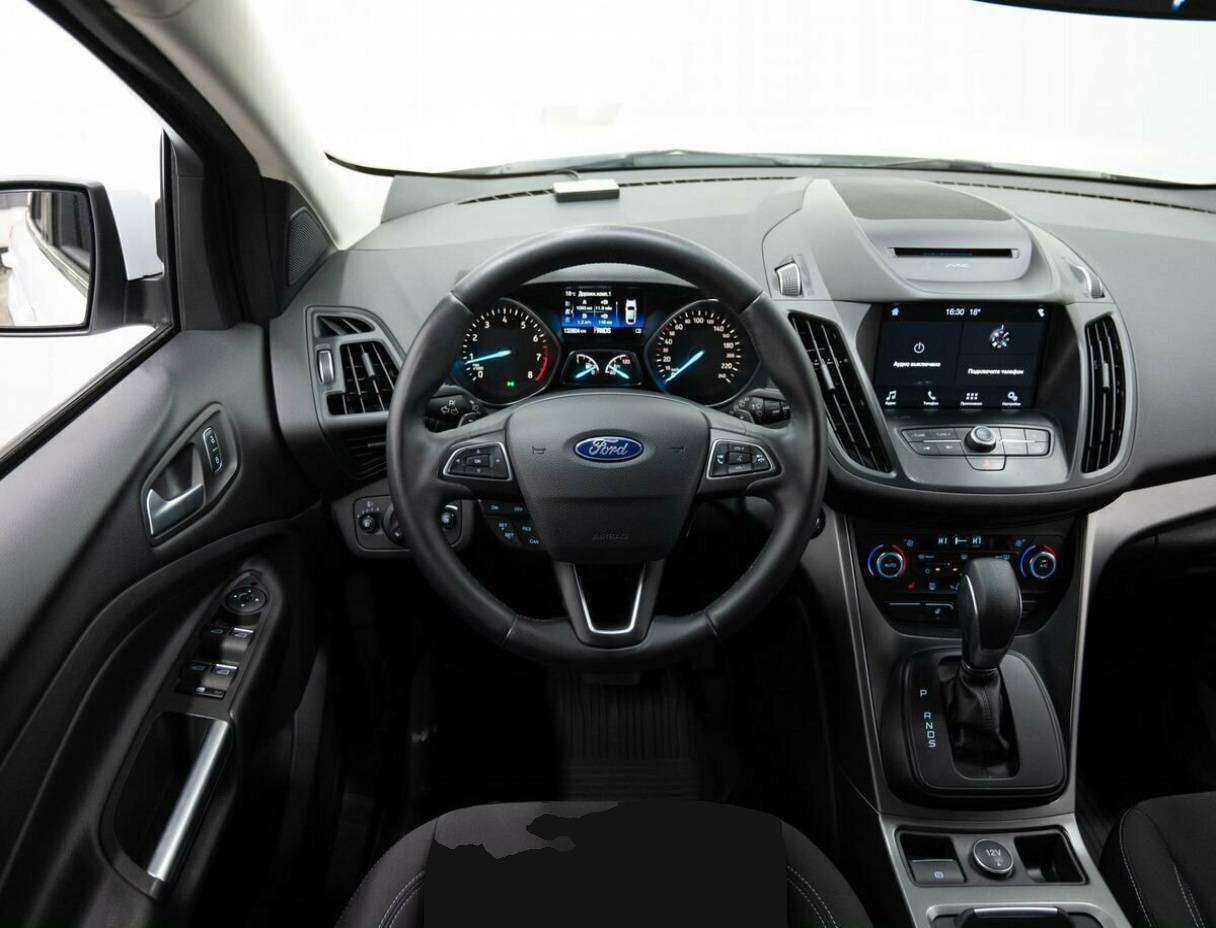 Купить Ford Kuga с пробегом. Фото: #11