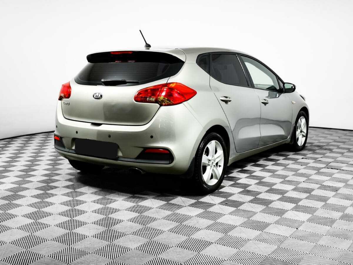 Купить Kia Ceed с пробегом. Фото: #4