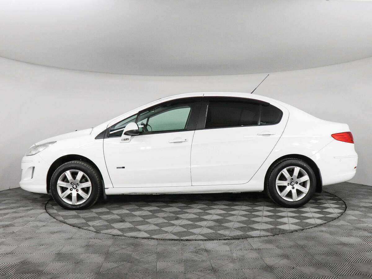 Купить Peugeot 408 с пробегом. Фото: #7