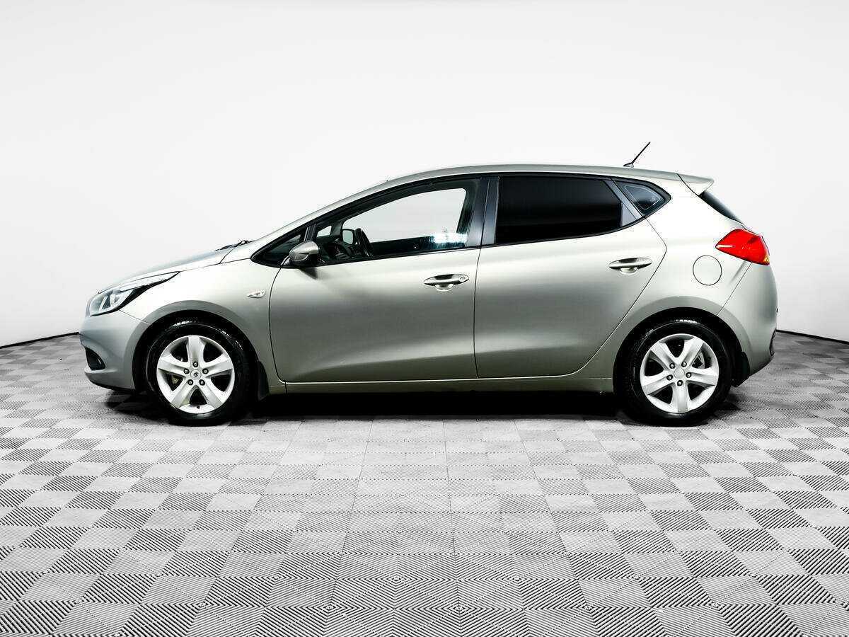 Купить Kia Ceed с пробегом. Фото: #7
