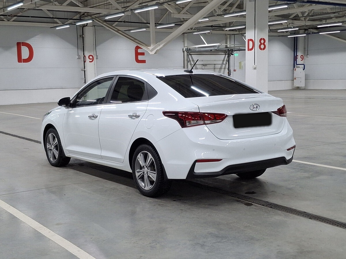 Купить Hyundai Solaris с пробегом. Фото: #6