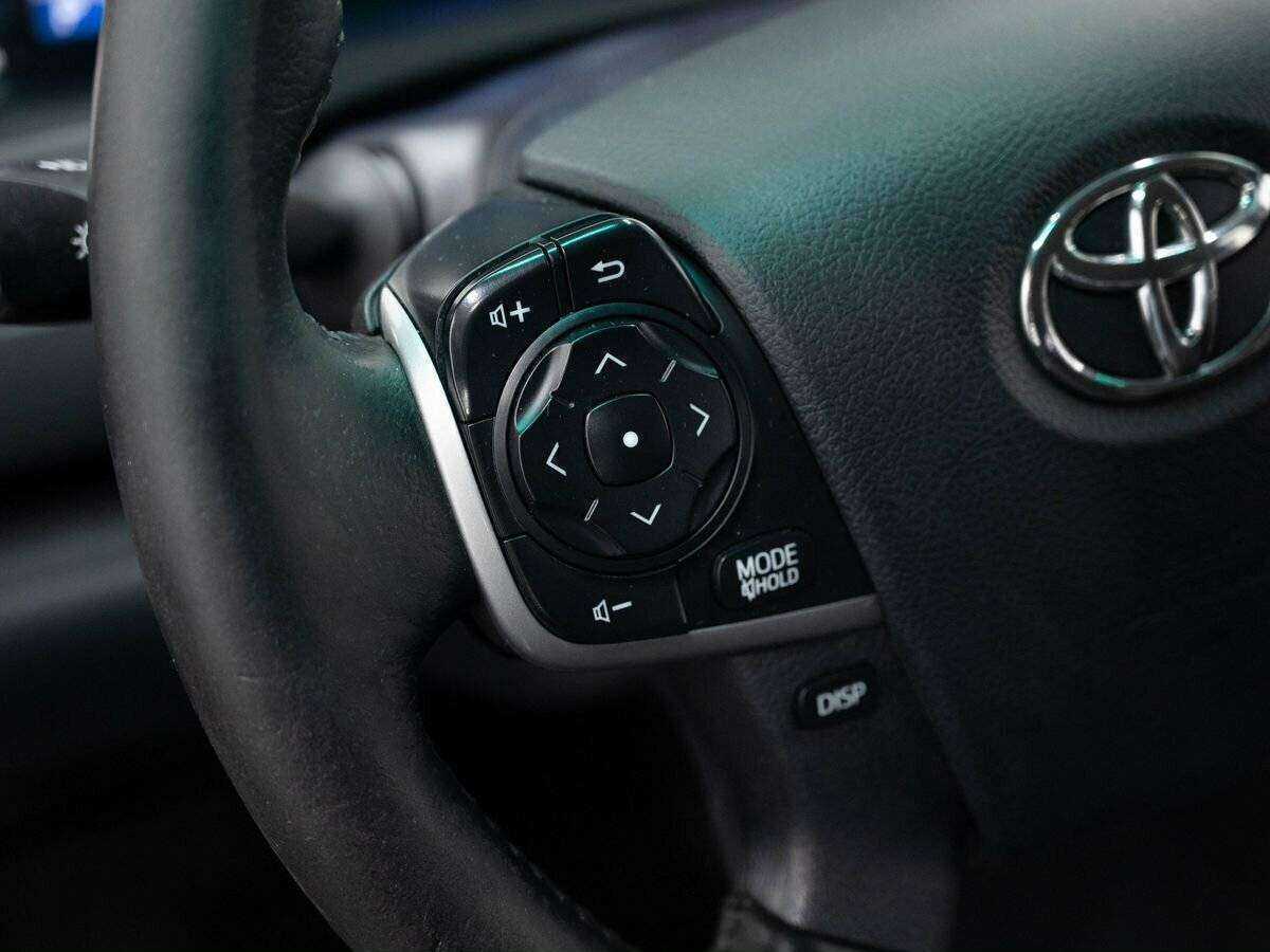 Купить Toyota Camry с пробегом. Фото: #18
