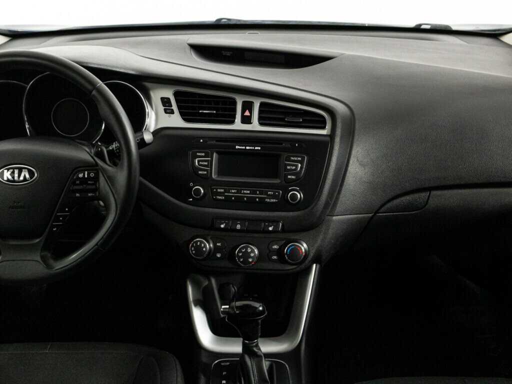 Купить Kia Ceed с пробегом. Фото: #13