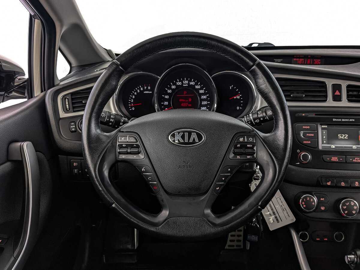 Купить Kia Ceed с пробегом. Фото: #17
