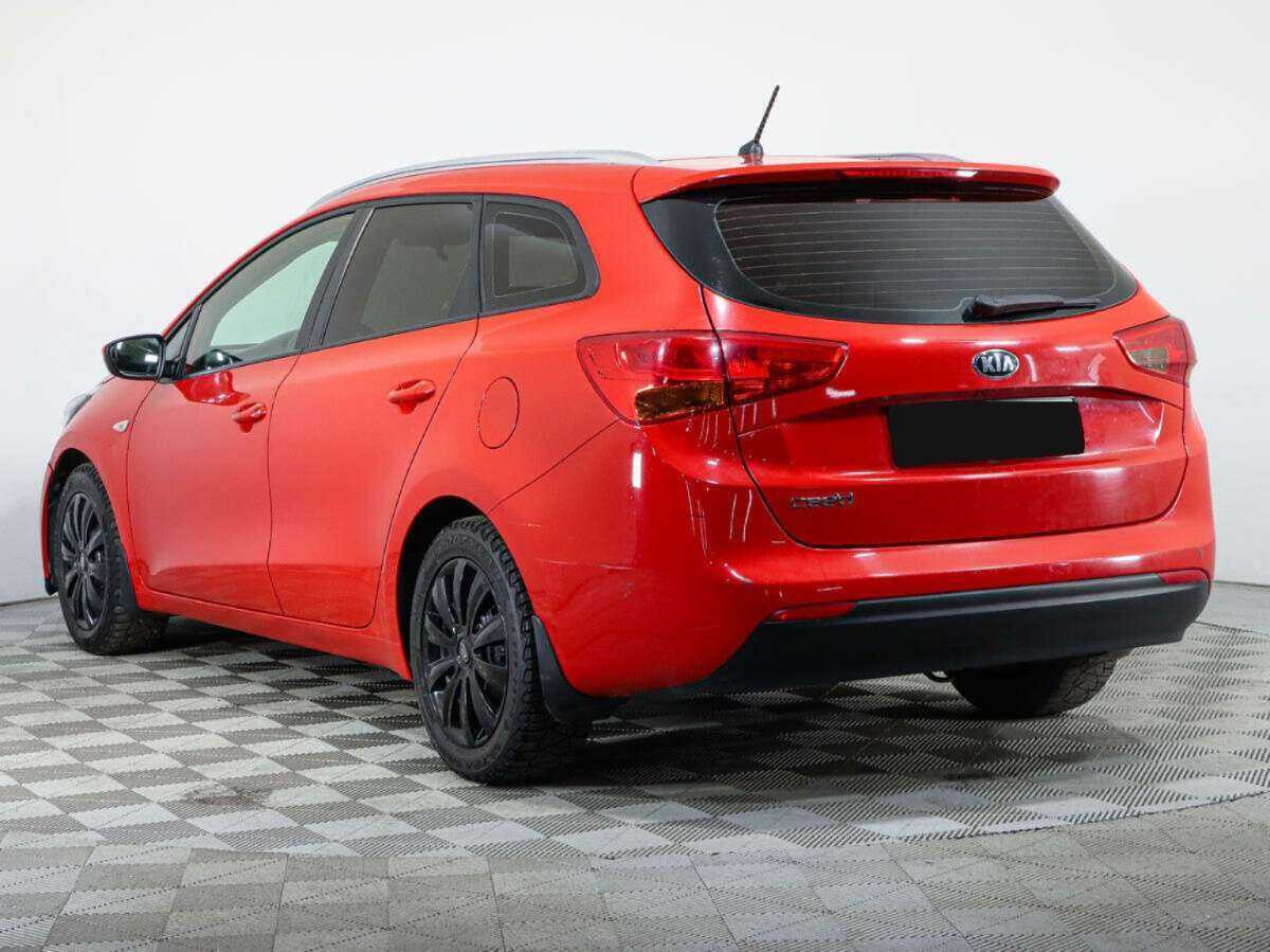 Купить Kia Ceed с пробегом. Фото: #6