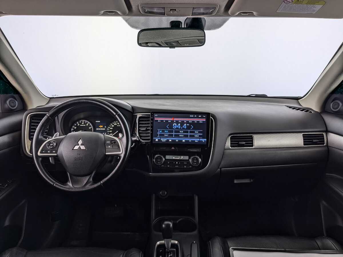 Купить Mitsubishi Outlander с пробегом. Фото: #9