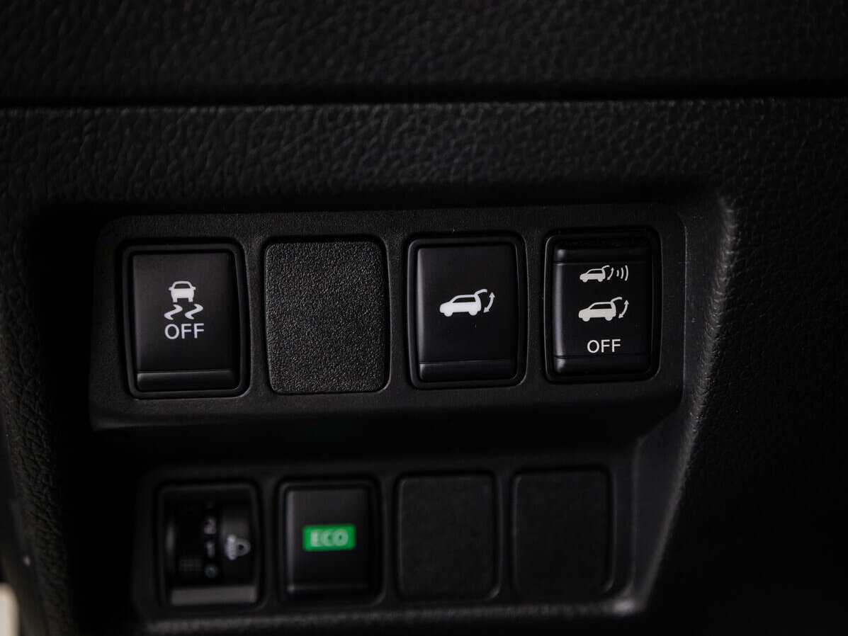 Купить Nissan X-Trail с пробегом. Фото: #17