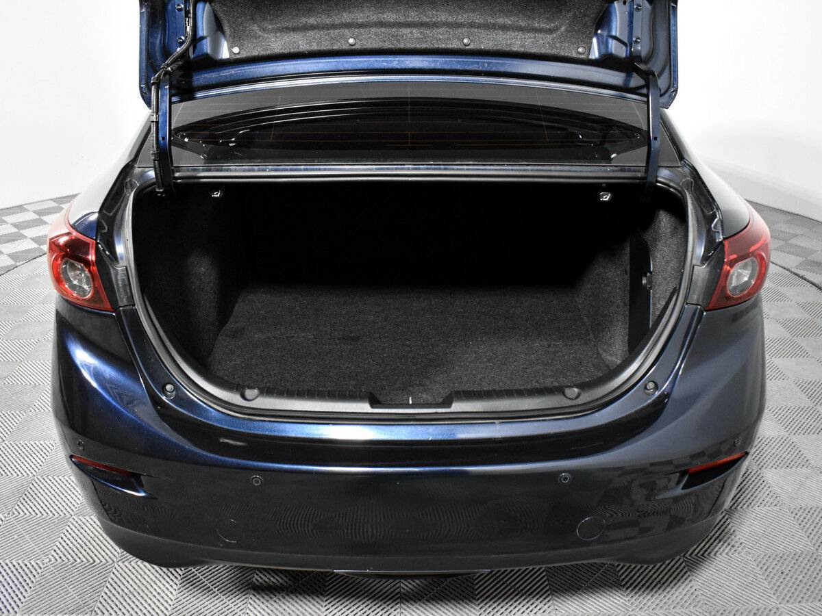 Купить Mazda 3 с пробегом. Фото: #21