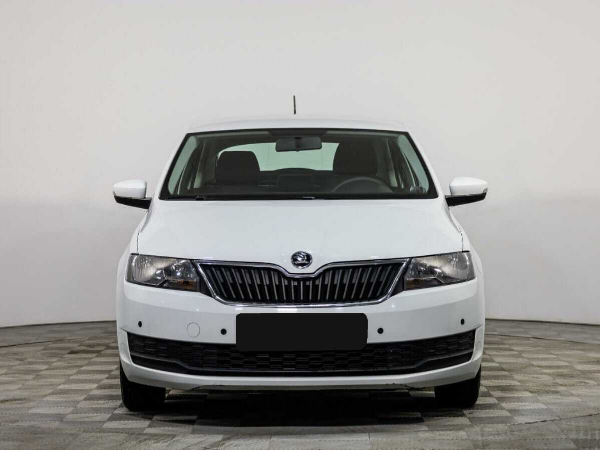 Купить Skoda Rapid с пробегом. Посмотреть фото