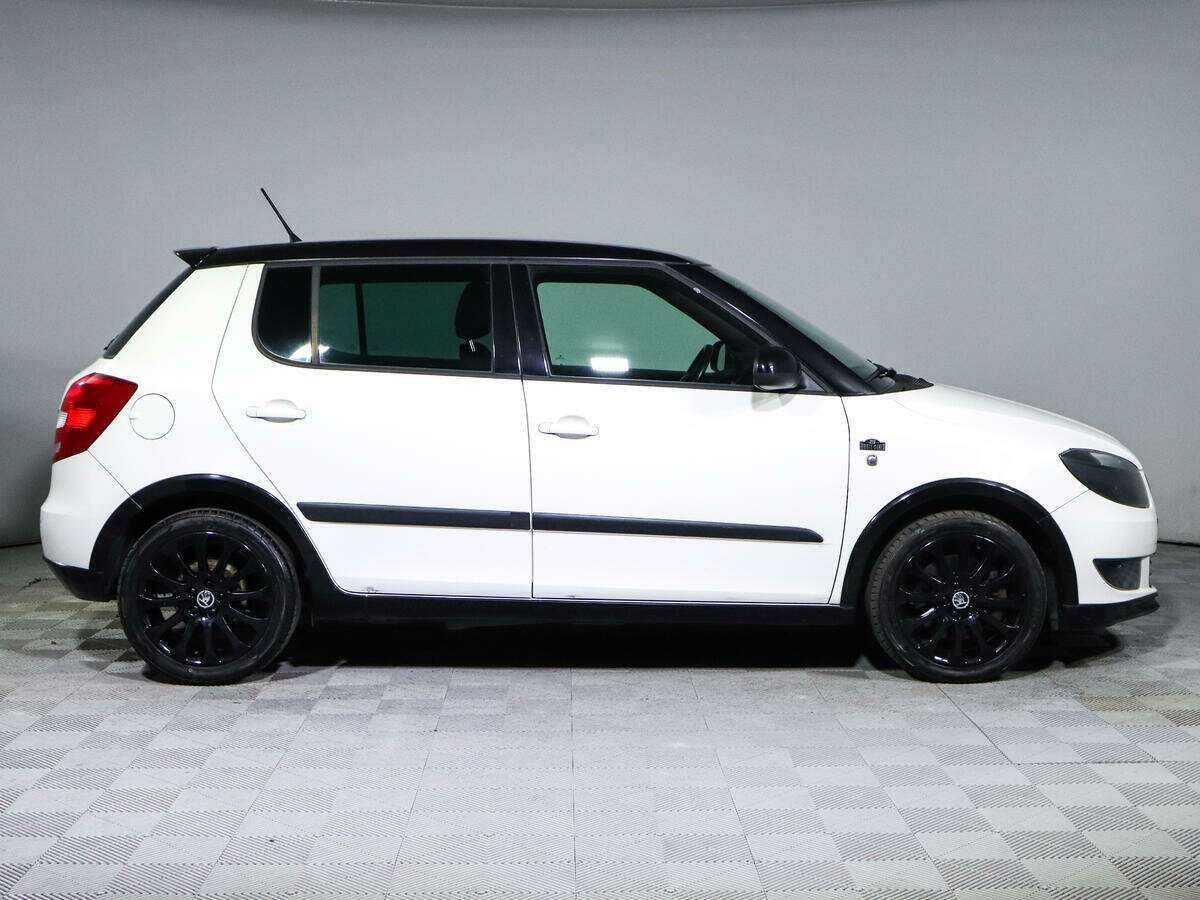 Купить Skoda Fabia с пробегом. Фото: #3