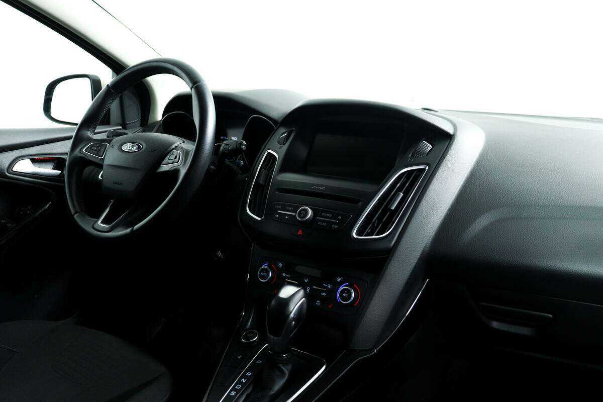 Купить Ford Focus с пробегом. Фото: #8