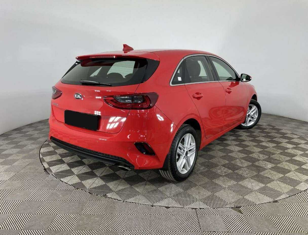 Купить Kia Ceed с пробегом. Фото: #5