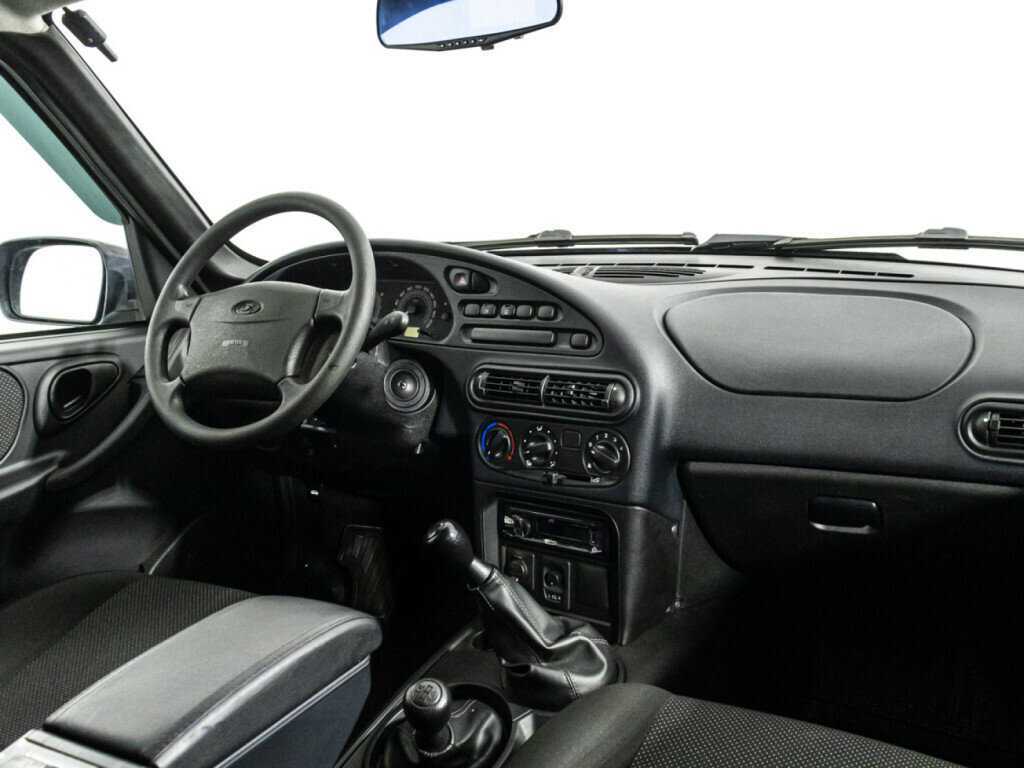 Купить Lada (ВАЗ) Niva с пробегом. Фото: #8