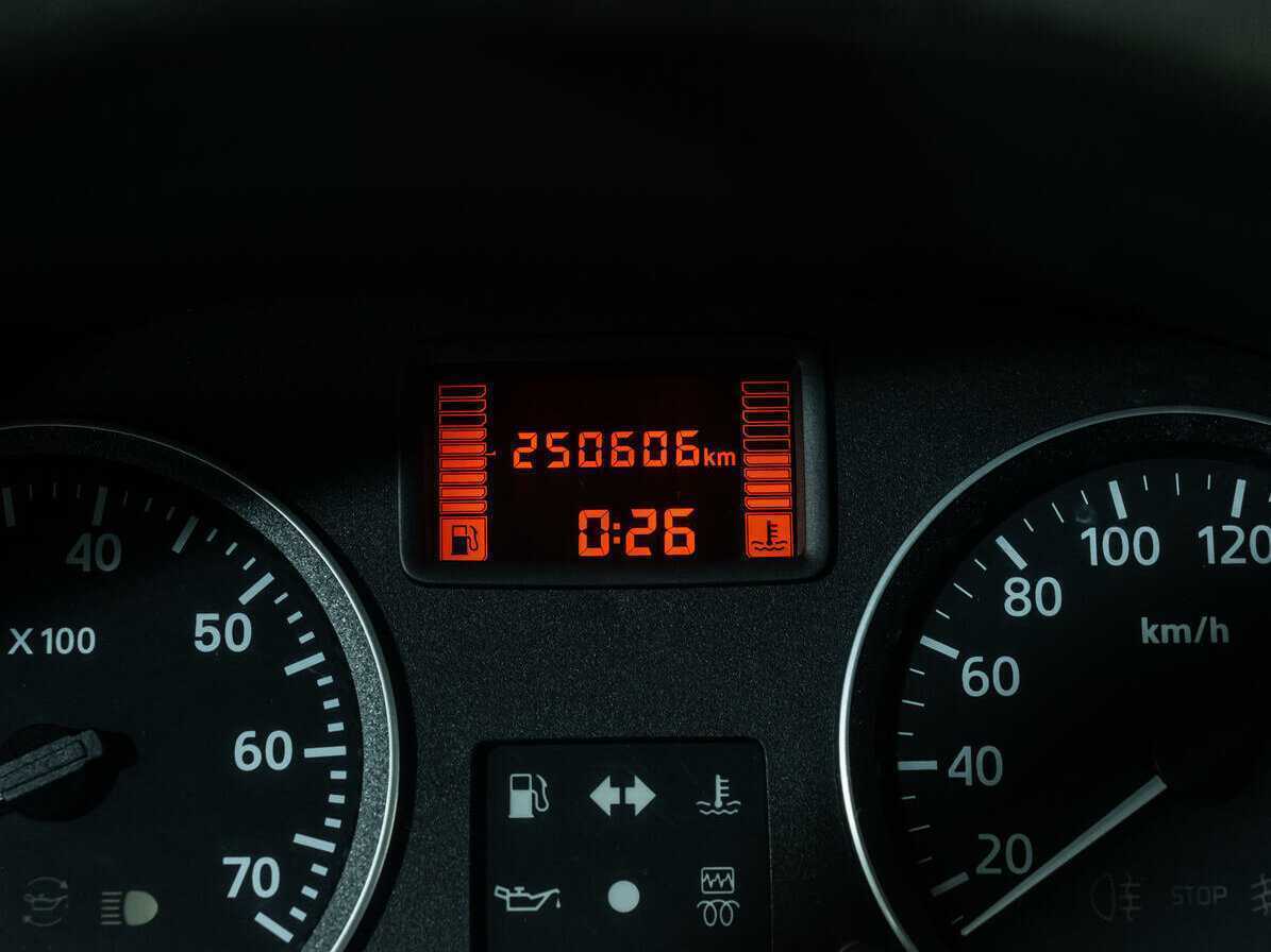 Купить Nissan Almera с пробегом. Фото: #12