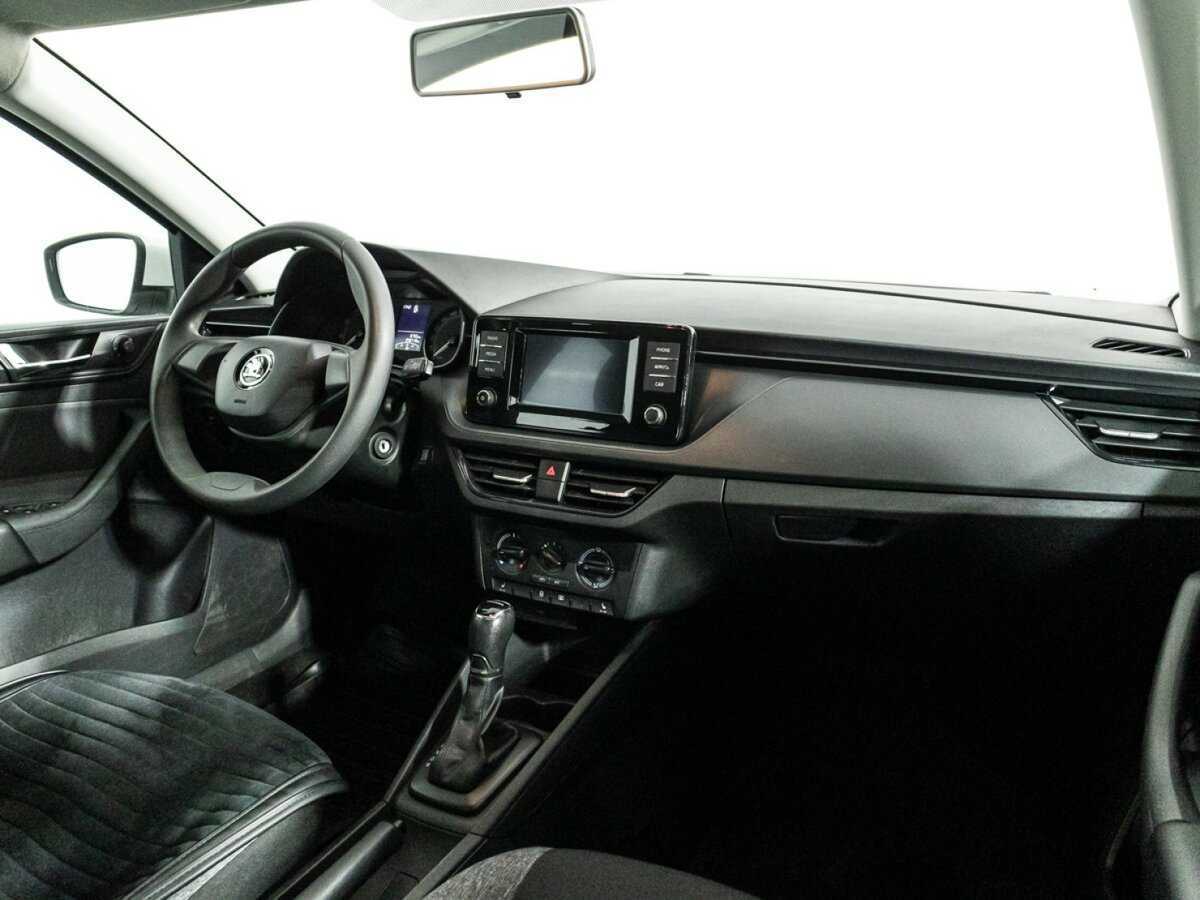 Купить Skoda Rapid с пробегом. Фото: #8